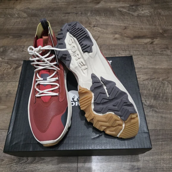 Do Not Buy Sorel Kinethic Sneaker Women Size 11